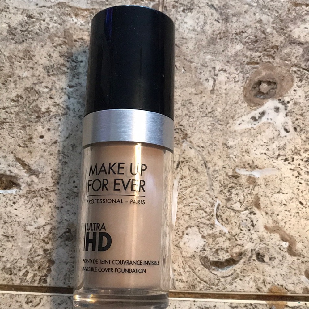 Makeup forever foundation
